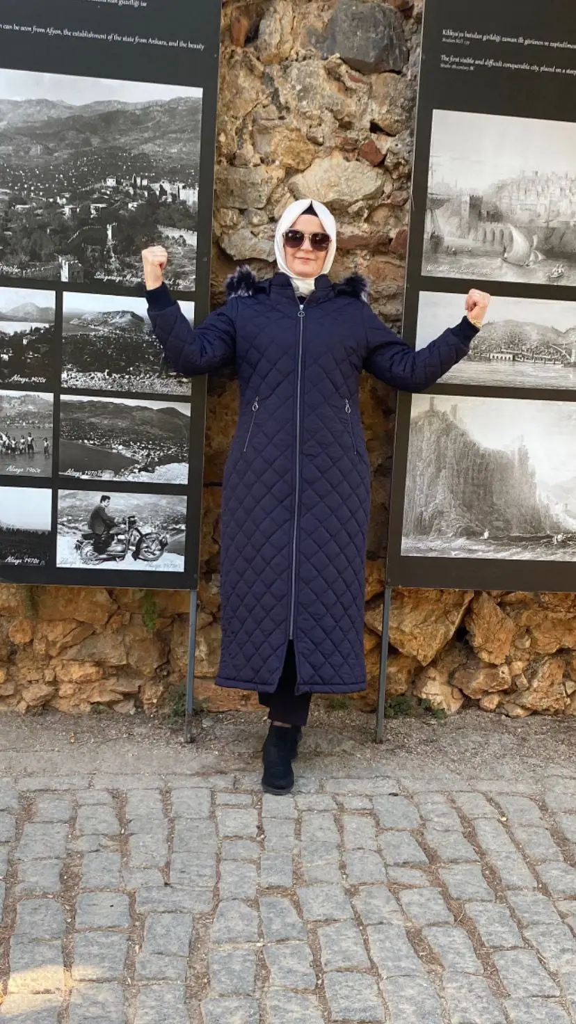 Kapitone Görünümlü Şişme Mont