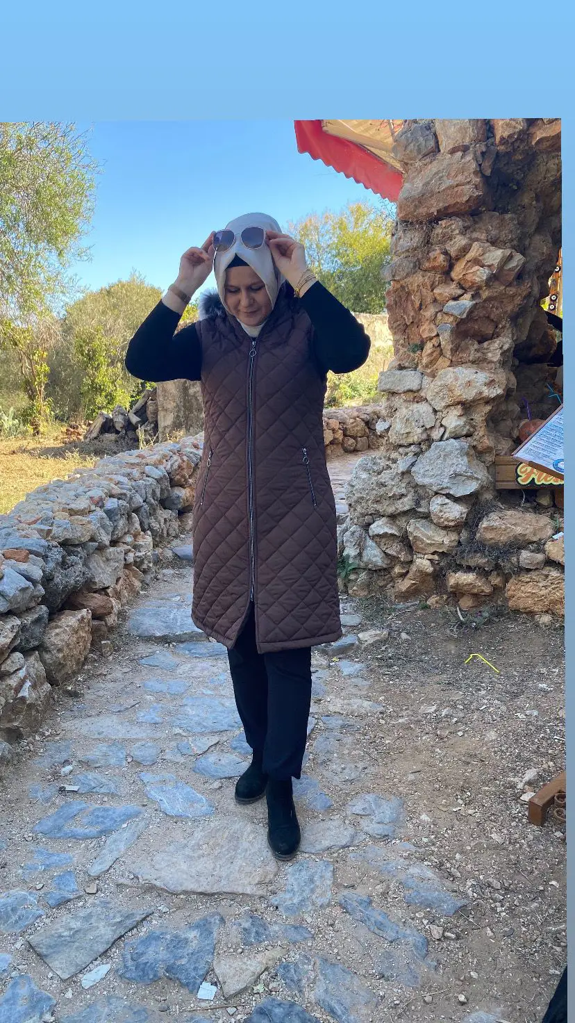 Kapitone Görünümlü İçi Dolum Şişme YELEK