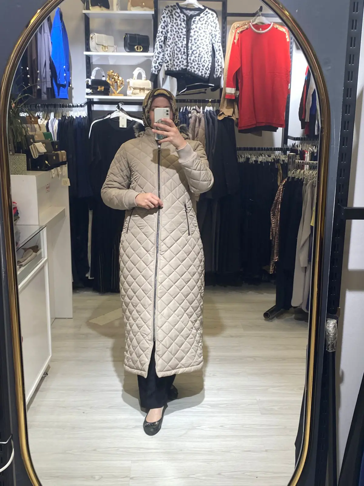 Kapitone Görünümlü Şişme Mont